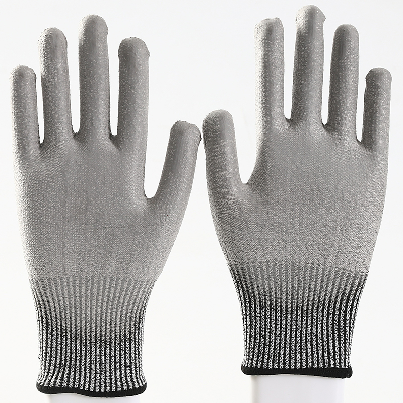 Auti cut gloves with grey pu coated