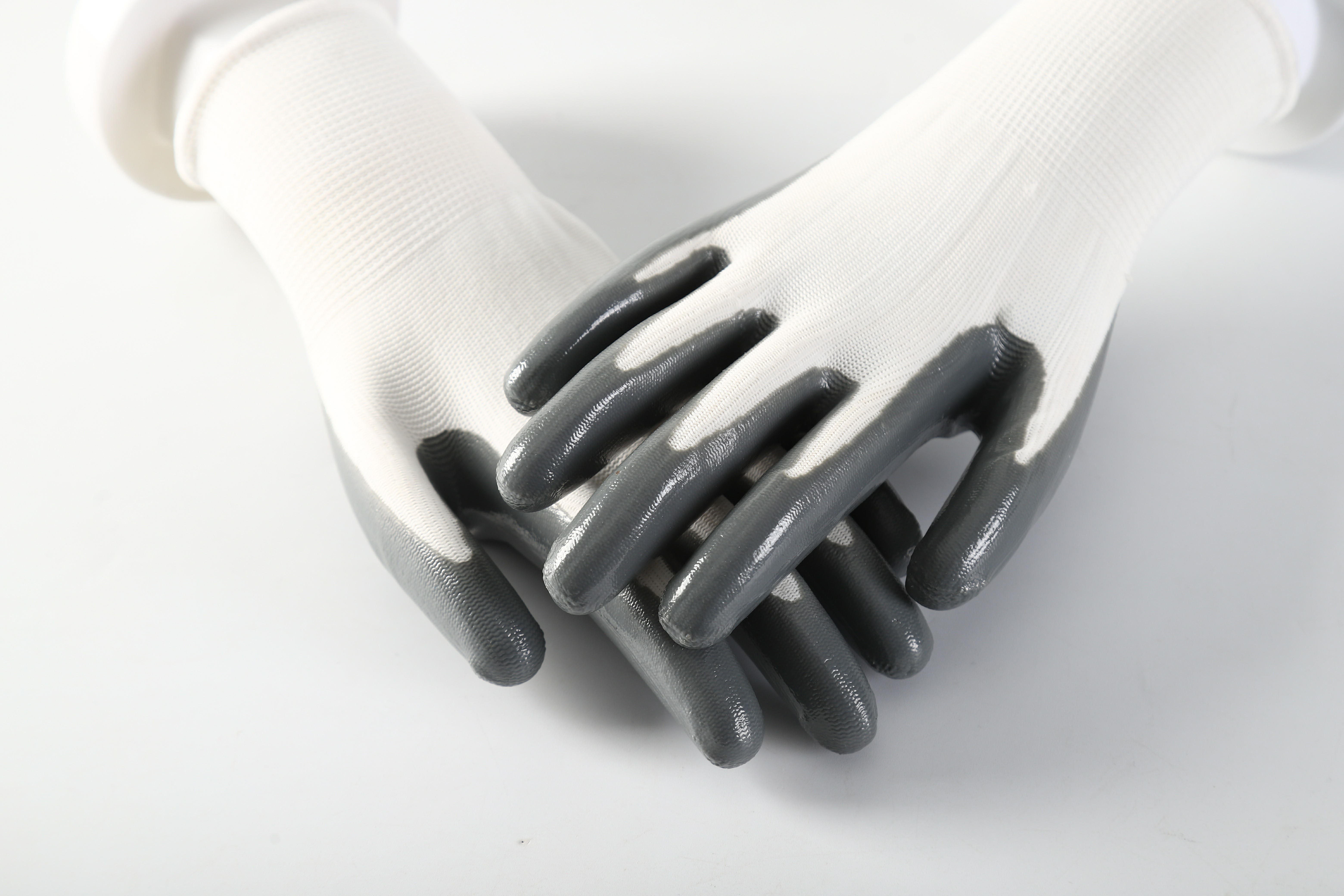 Factory Outlet Nitrile Coated Polyester Gloves anti-slip work glove