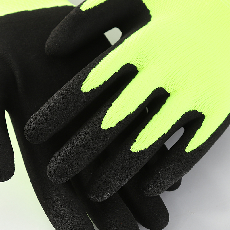 China New Design Sandy Nitrile Coated Work Gloves Manufacturer